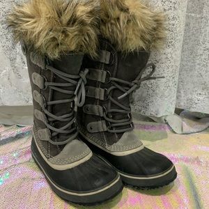 Sorel Joan of Artic Size 6
